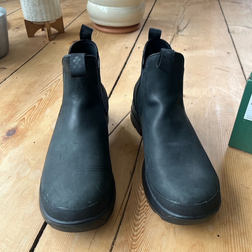 Danner Pub Garden Chelsea Men's Jet Black Boots, size 12, NWT